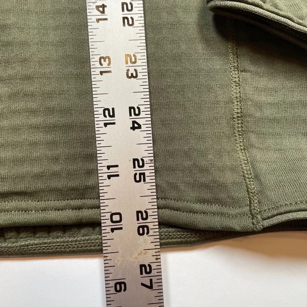 Patagonia Mens R1 Regulator Quarter Zip Fleece Pullover Olive Green Medium